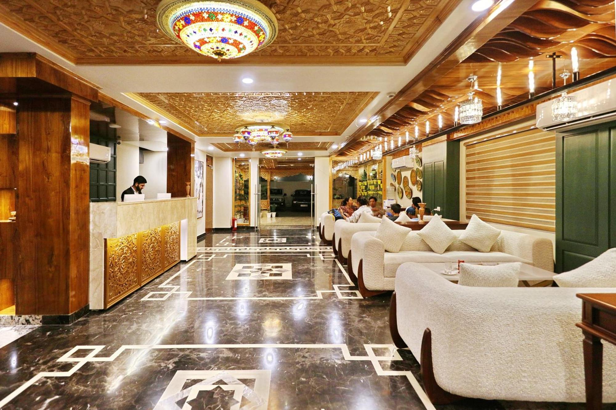 Hotel Blanco Srīnagar Exteriér fotografie